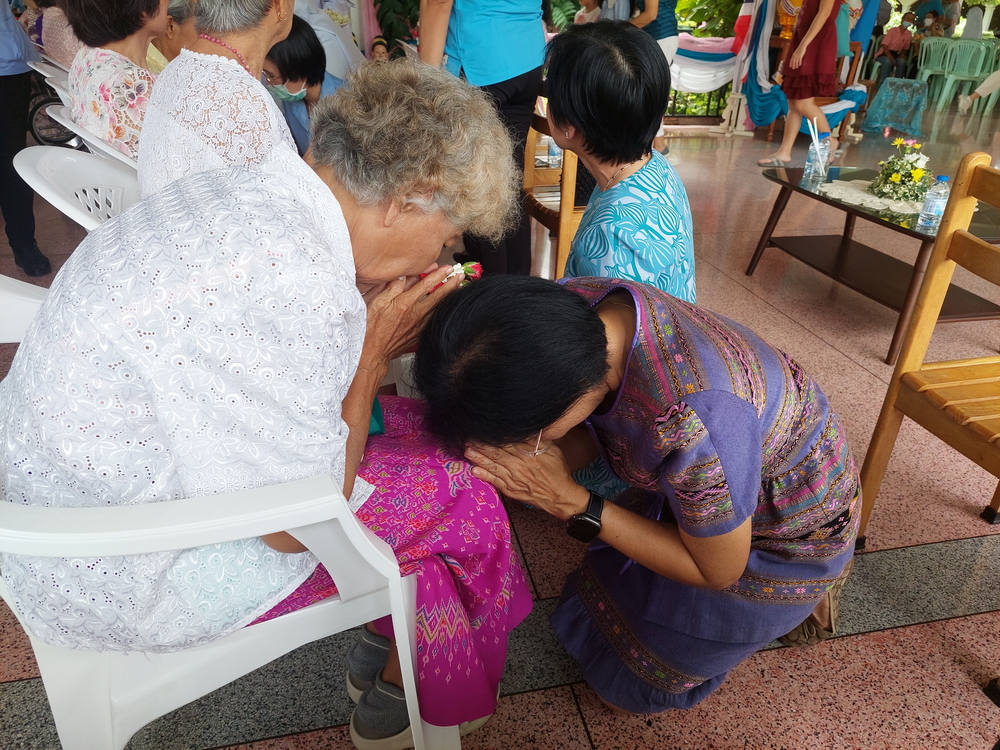 บ้านเบธานี จัดกิจกรรมวันแม่ “รักแม่ อุ่นไอรัก อันอบอุ่น”